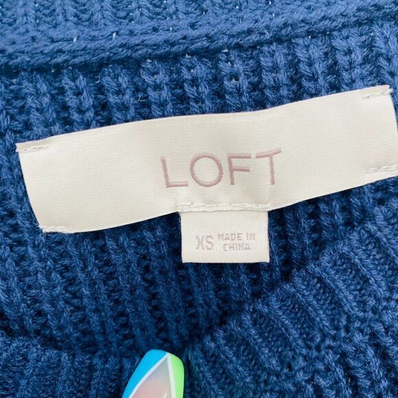 LOFT Size XS Navy Blue Sleeveless Knit Eyelet Trim Layered Tank Top - Picture 5 of 7